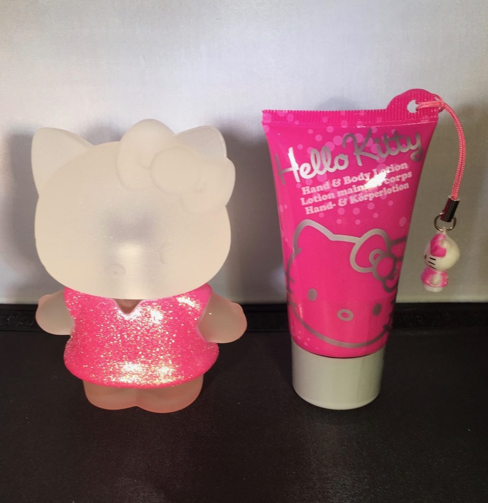 COFANETTO REGALO HELLO KITTY Profumo 30 ml + crema mani e corpo 50 ml